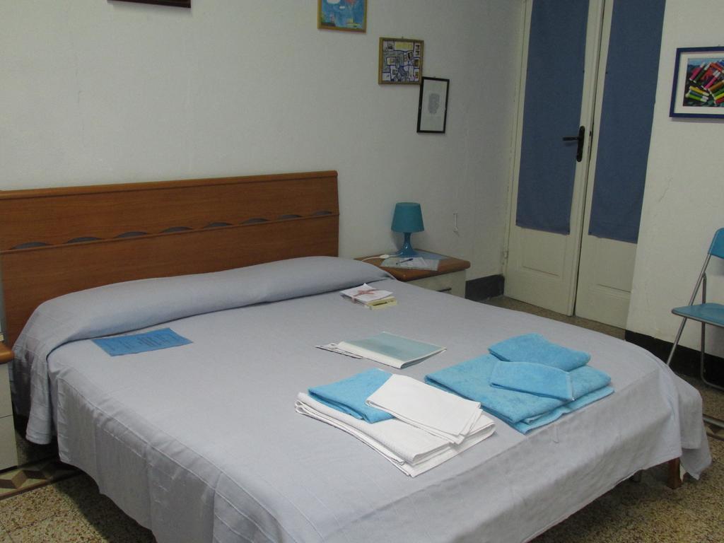 Guest House Erika Λα Σπέτσια Δωμάτιο φωτογραφία
