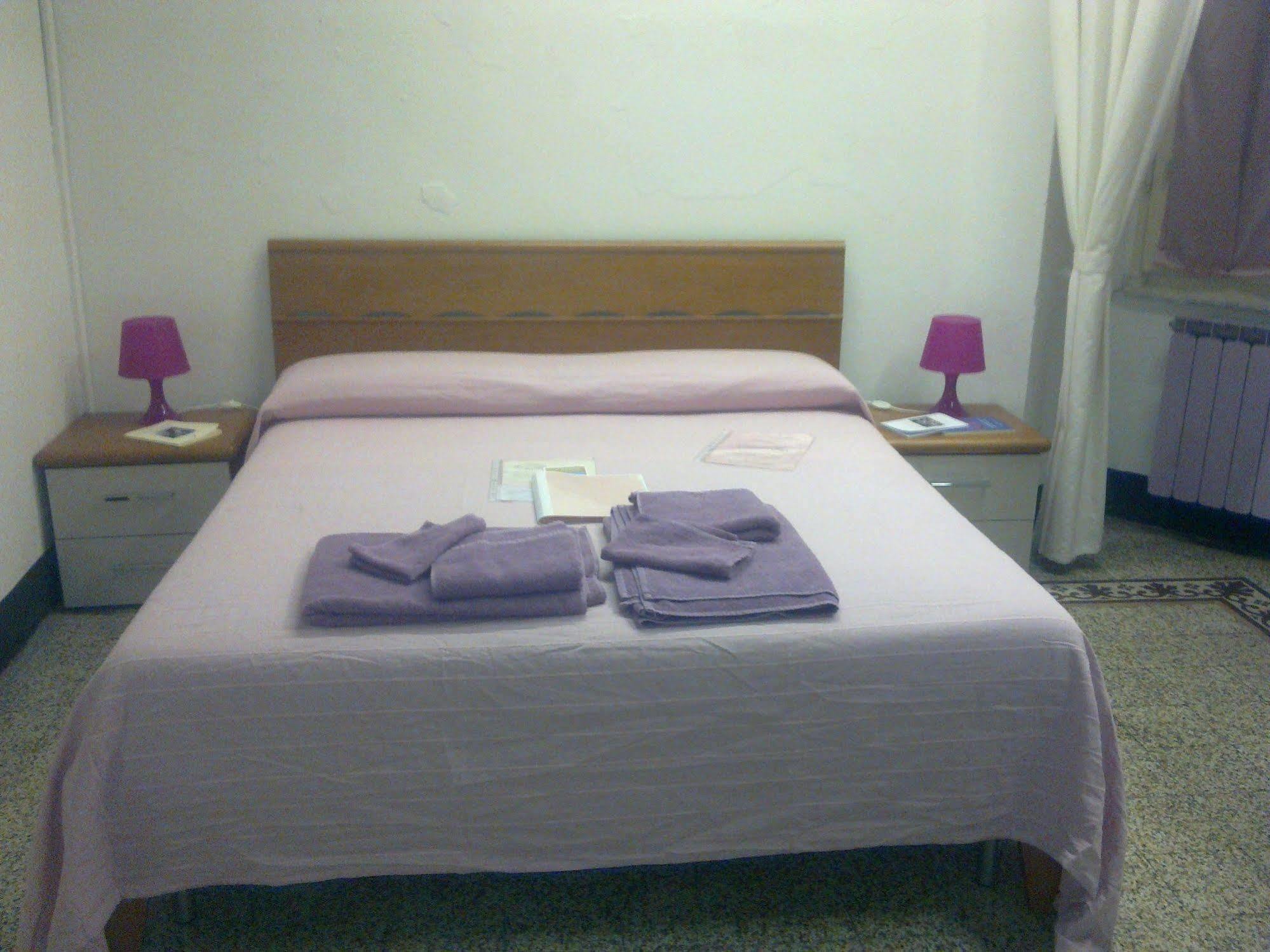 Guest House Erika Λα Σπέτσια Εξωτερικό φωτογραφία